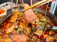 -辣尚瘾·烤鱼·新川菜(牡丹园直营店)