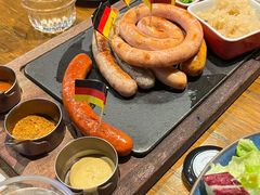 混合香肠拼盘-1886德国汽车餐厅(外滩中央店)