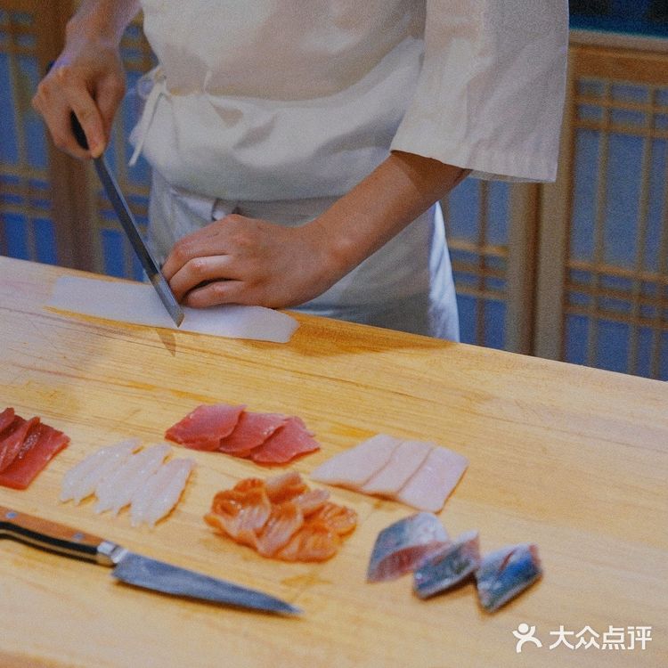 主厨好害羞，像一休哥☺️