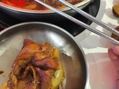 -运气牛自助酱大骨火锅(南京东路店)