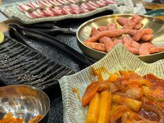 -臻牛烤肉