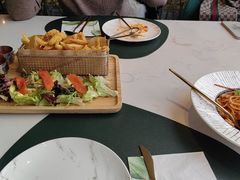 -ins森林童话餐厅coffee&bistro
