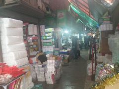 -利津路小商品批发市场