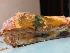 香橙芒果巧克力可颂-Salon de The de Joel Robuchon(外滩18号店)