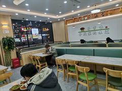 -秀沿路(地铁站)