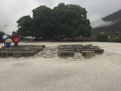 -绿色墨脱石锅城