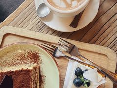 -Common Table · Brunch & Coffee