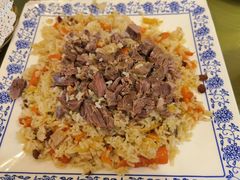 羊肉黄萝卜手抓饭-新疆红柳花餐厅(新洲店)
