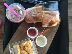 -Cafe Aewol Monsant