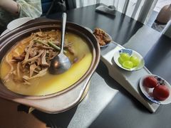 -凤凰湘语·平价海鲜餐厅(浦东旗舰店)