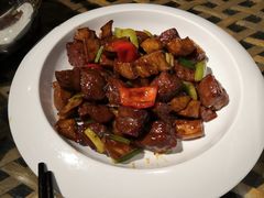 牛肉粒杏鲍菇-老广酒楼(樱花店)