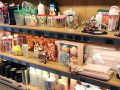 零售区-星巴克臻选(华堂·新辰汇店)