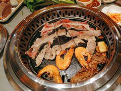 -黑金·寻焰自助百汇·烤肉·火锅(中街店)