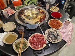 -洞亭火锅(防空洞总店)