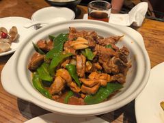 -泉畔人家·老济南经典鲁菜(大明湖店)