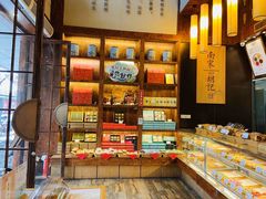 面包甜点陈列柜-南宋胡记(杭州体育场路店)