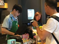 -星巴克(广州南站A18检票口楼上)