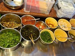 -丽丽三鲜螺蛳粉(田林路店)