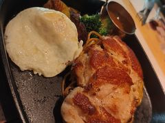 -半秋山西餐厅(襄阳万达店)