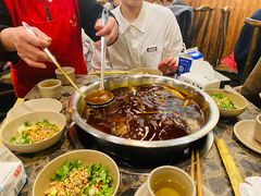 -肖肖酸萝卜鱼火锅(总店)