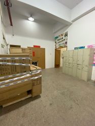 -逝水玩具折扣店