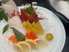 -鼎泰亨·海鲜牛肉餐厅(滨江店)
