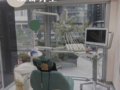 -精德口腔·种植修复·儿牙中心(财富中心店)