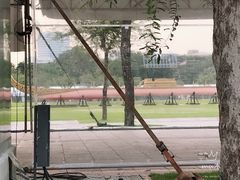 -皇家田广场(อนุสาวรีย์ทหารอาสา)