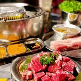 大口吃肉，大碗喝酒，peace yo！