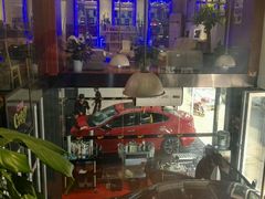 休息区可以看到操作间-跃通XPEL超级旗舰店(浦东店)