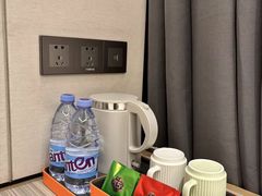 -雲宜贵宾舍酒店(深圳龙东地铁站店)