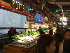 自助取餐区-钦瓦台时尚自助餐厅(银泰城店)