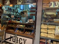 门面-Juicy Bakery(大学路店)