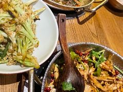 -吃饭皇帝大土家民族菜(正大广场店)
