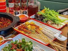 -言玖鲜火锅串串披萨自助(益田假日店)