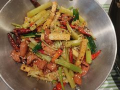 -渔语鱼新川菜Bistro(万象天地店)