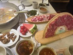 -左庭右院鲜牛肉火锅(浦江欢乐颂店)