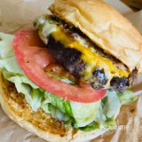 和牛芝士汉堡🍔，我觉得一般般呢