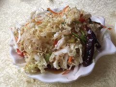 凉拌大白菜-那达慕蒙古风味酒楼