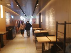 -麦当劳(徐汇漕溪北路百脑汇店)