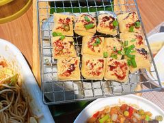 烘烤建水豆腐-雀舞云南菜(乐客城店)