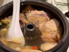 -云海肴·汽锅鸡·云南菜(天山百盛优客店)