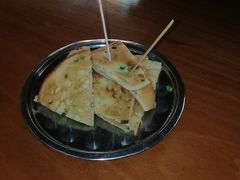 -鸿浩扒猪脚米线