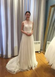 -Flora婚纱礼服定制租赁店