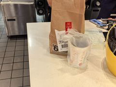 -麦当劳(上海虹桥站30B检票口楼上)