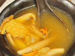 -芸山季·云南野生菌火锅(人民广场来福士店)