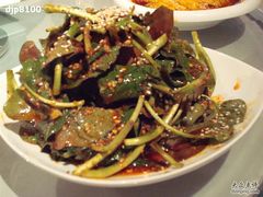 酸辣折耳根-小巴辣子川湘菜餐厅(星游城店)