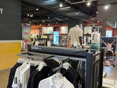 -adidas(滔搏朝阳大悦城店)