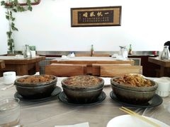 -梁师傅砂锅(哈达西街店)