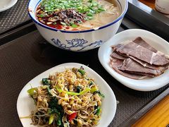 -京穆兰兰州牛肉面·清真(中川机场店)